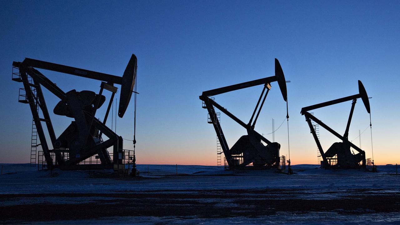 Brent Petrolün Varili 99 Dolar Seviyesinde İşlem Görüyor
